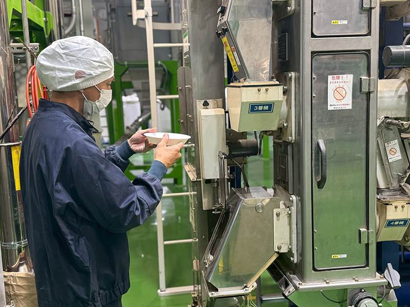 米製品製造の様子
